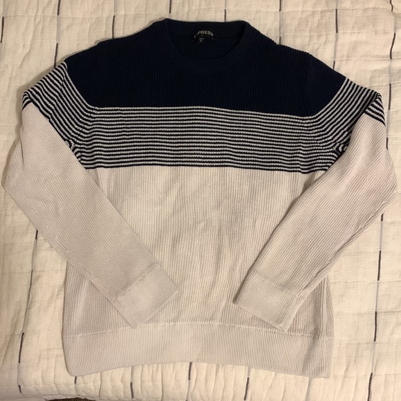 Express Men’s Sweater - Picture 2 of 2